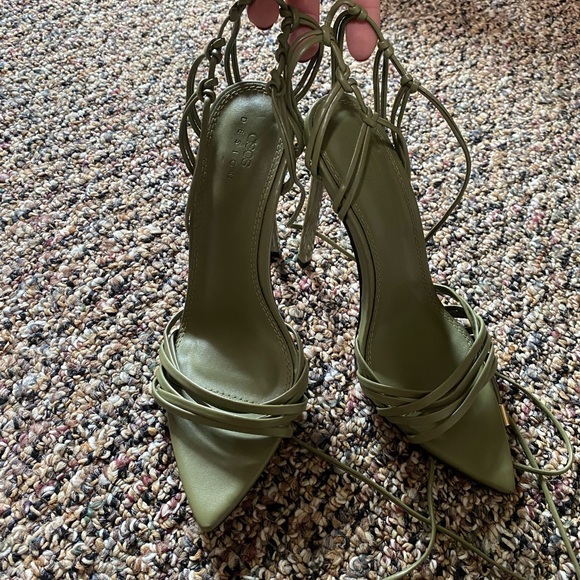 Lace up heels - Picture 3 of 5